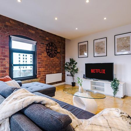 2 King Size Beds In Manhattan Styled Oversize Apartment Leeds  Luaran gambar