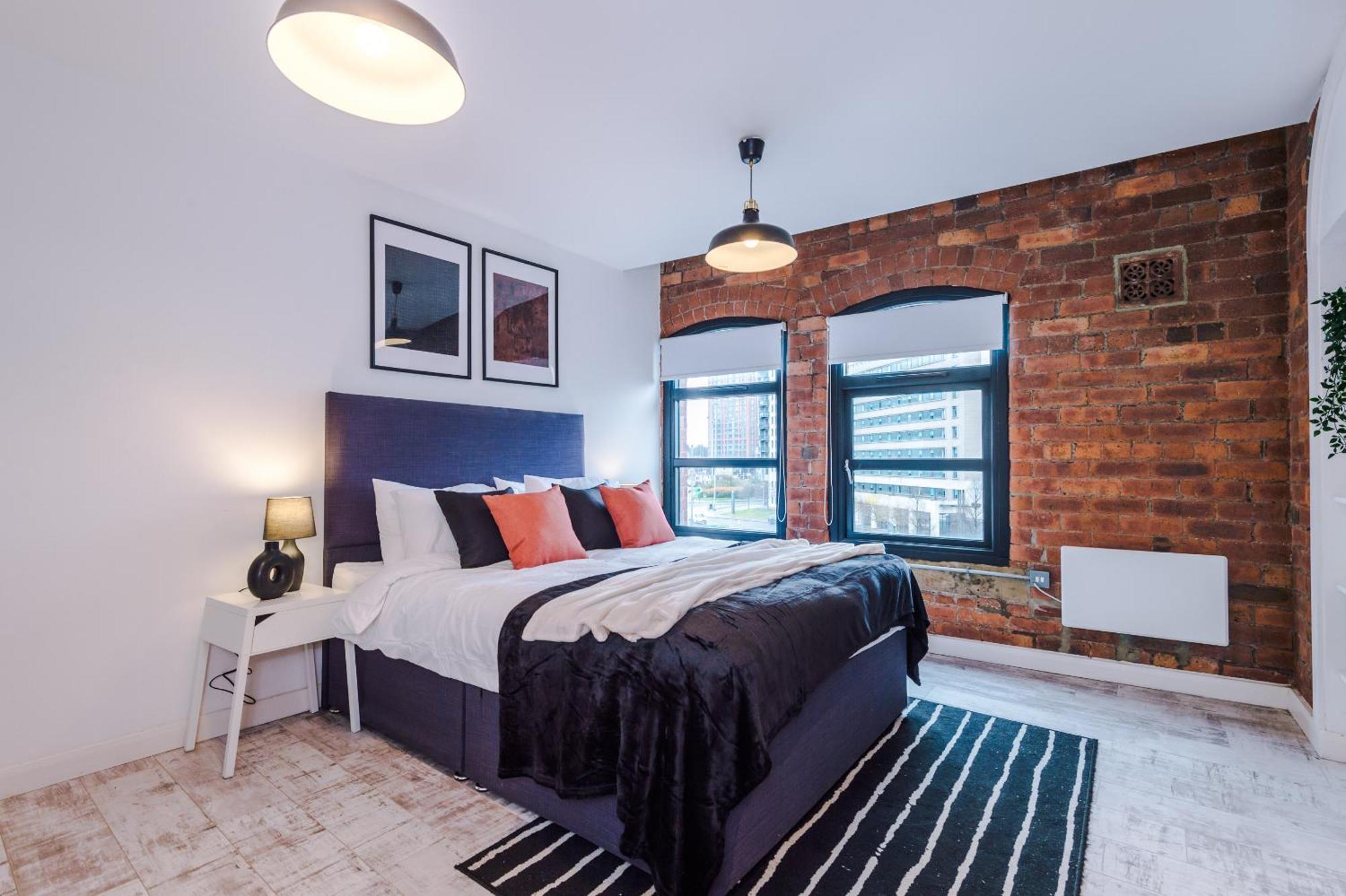 2 King Size Beds In Manhattan Styled Oversize Apartment Leeds  Luaran gambar