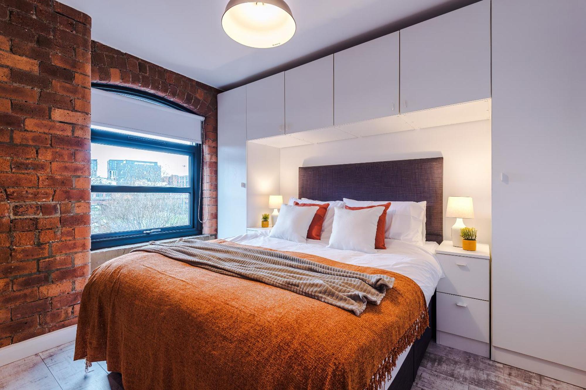 2 King Size Beds In Manhattan Styled Oversize Apartment Leeds  Luaran gambar